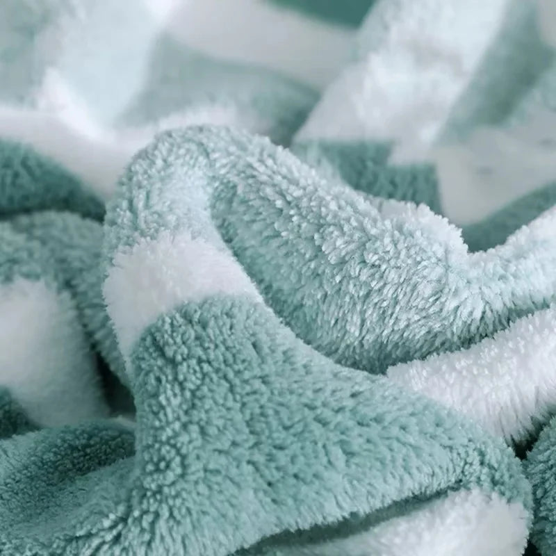 Thick Absorbent Bath Towel